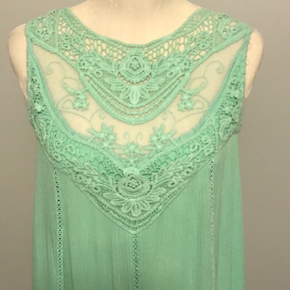 Boho style crochet sheath mini dress - Picture 2 of 6